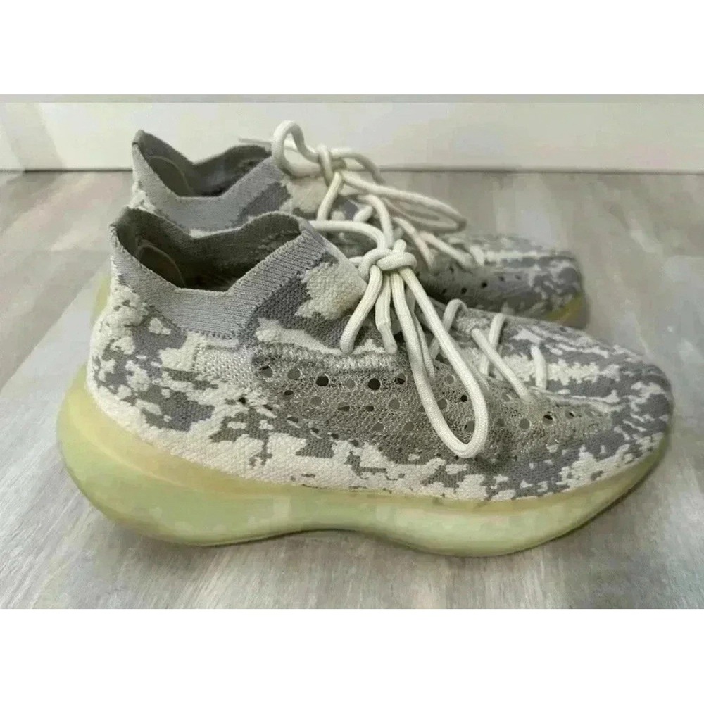Adidas Yeezy Boost 380 'Alien' Sneakers Size 7 Mens Gray White Primeknit